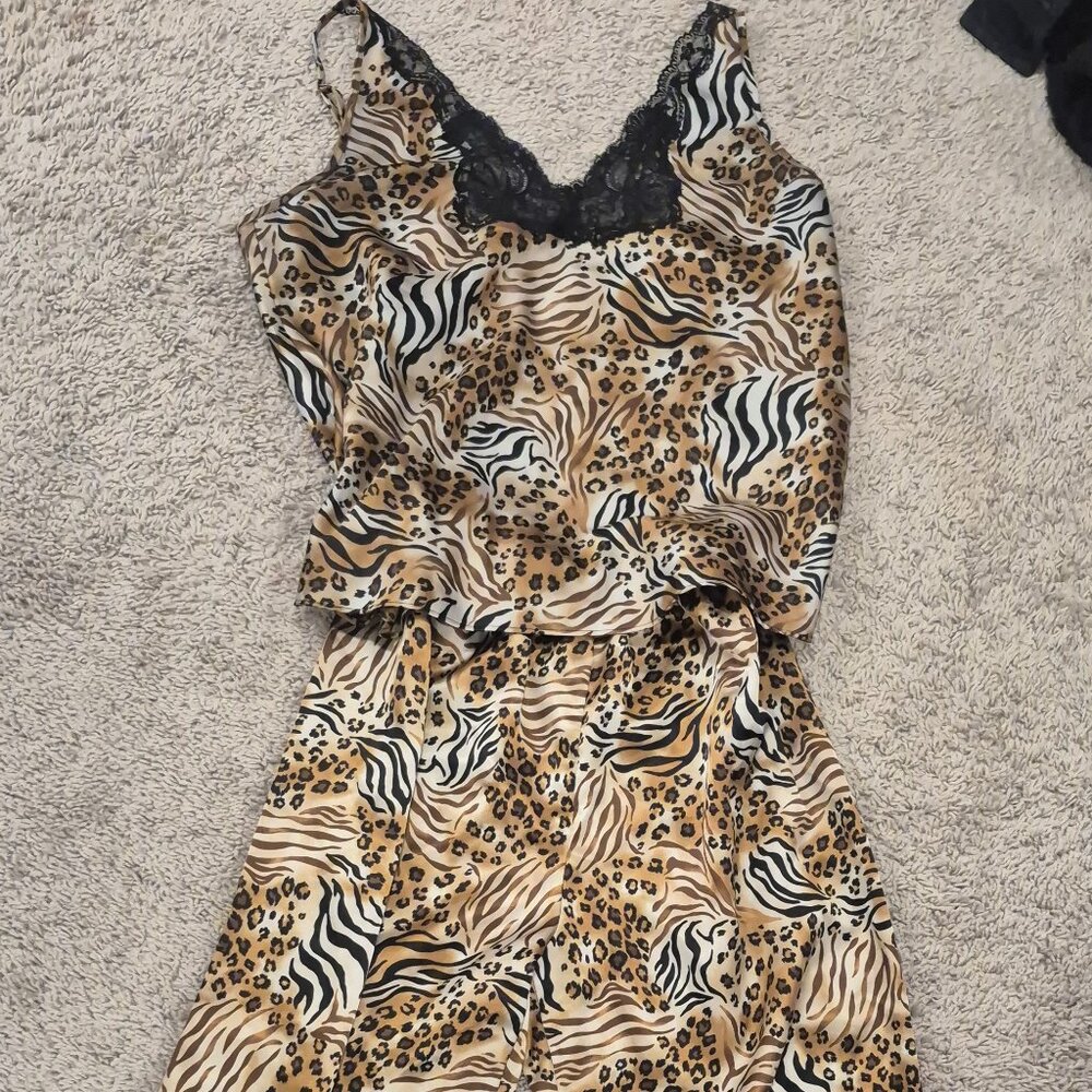 Evandale Intimates Leopard print set VINTAGE RARE